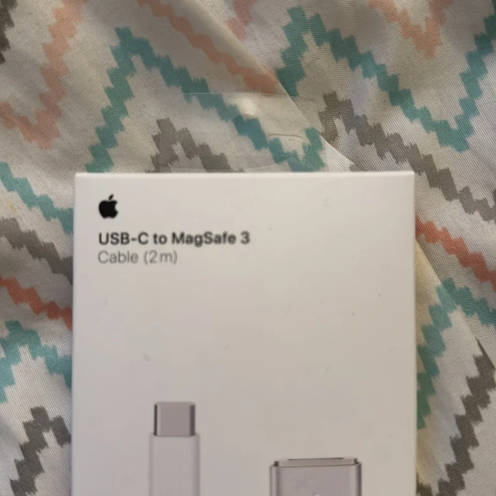 BRAND NEW Apple USB-C to MagSafe 3 cable(2m)!